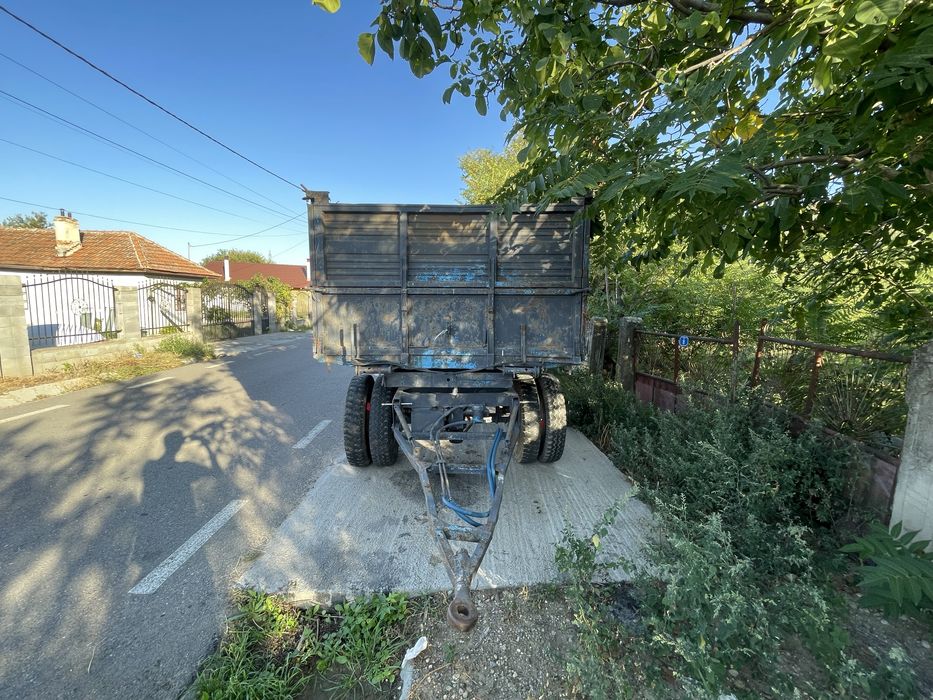 Remorca basculabila pe lateral cu doi cilindri fara acte