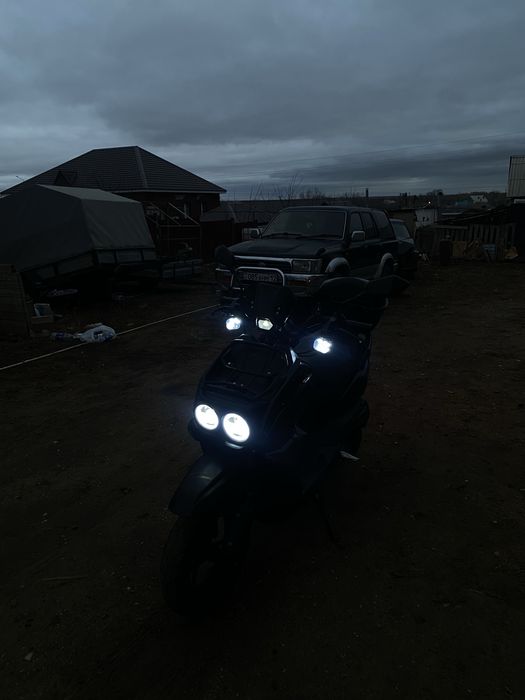 Продам мопед танк на полном ходу вложения нету