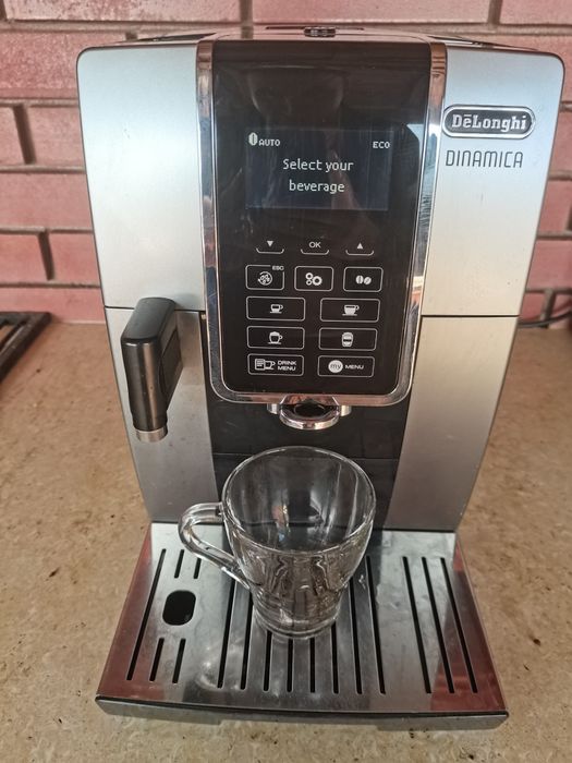 Aparat de cafea DeLonghi