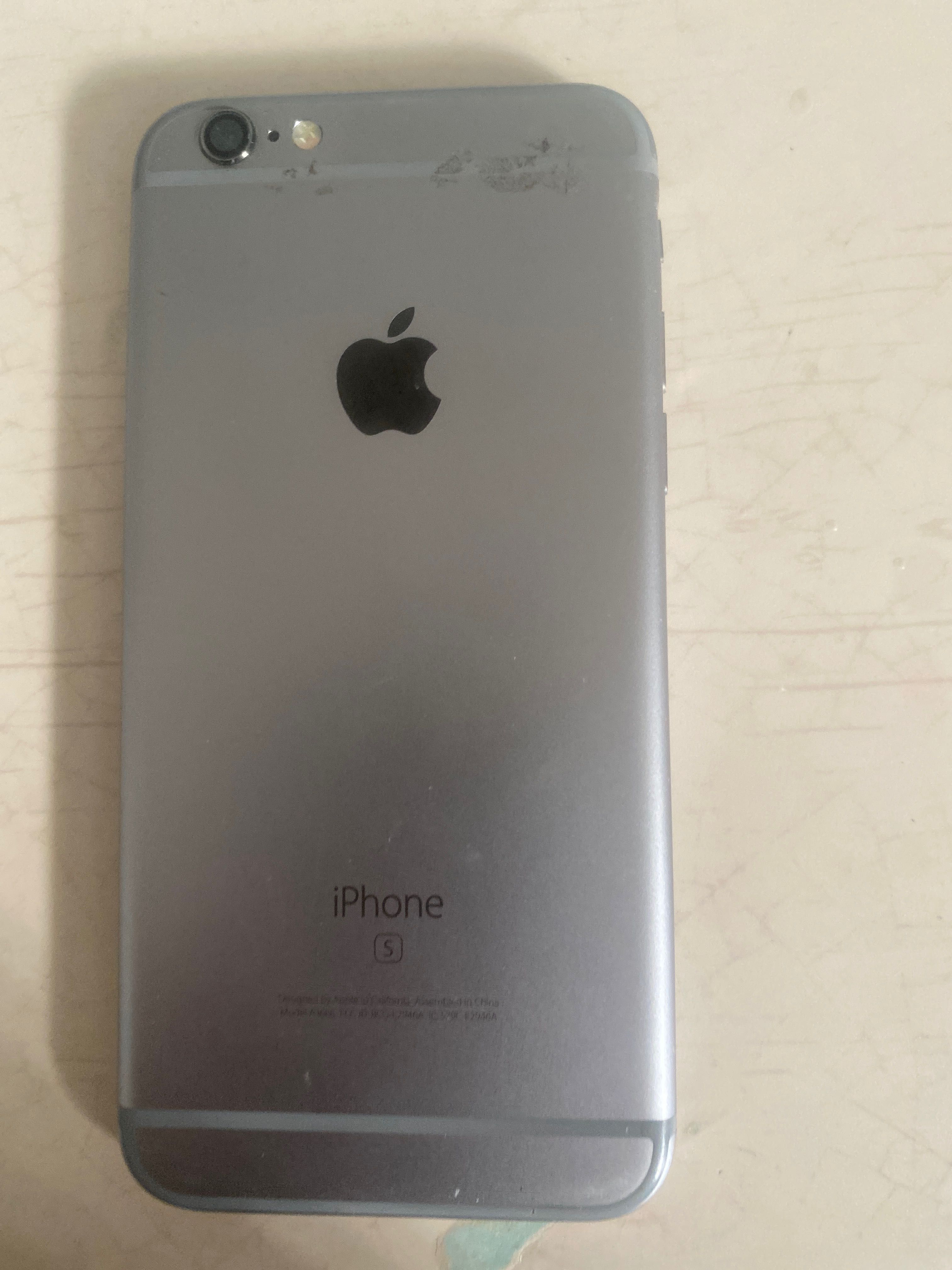 Iphone 6s В хорошем состоянии