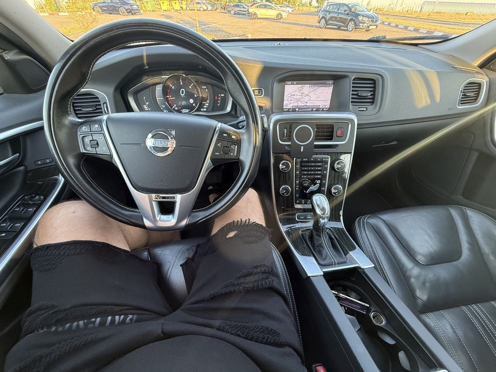 Volvo v60 D 6 plug-in hibrid