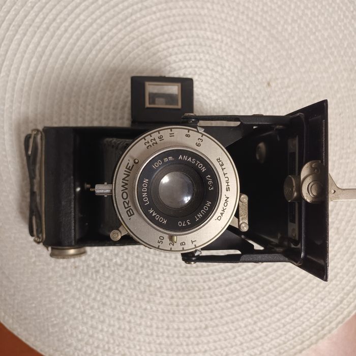 Aparat foto  de colecție Kodak  Brownie