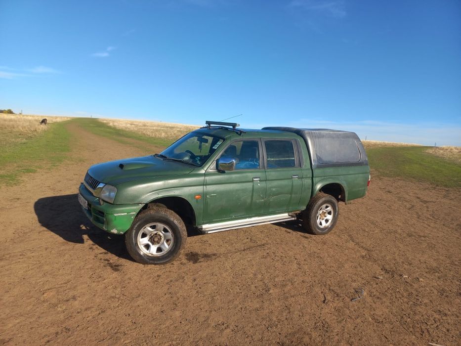 L200  vând sau schimb