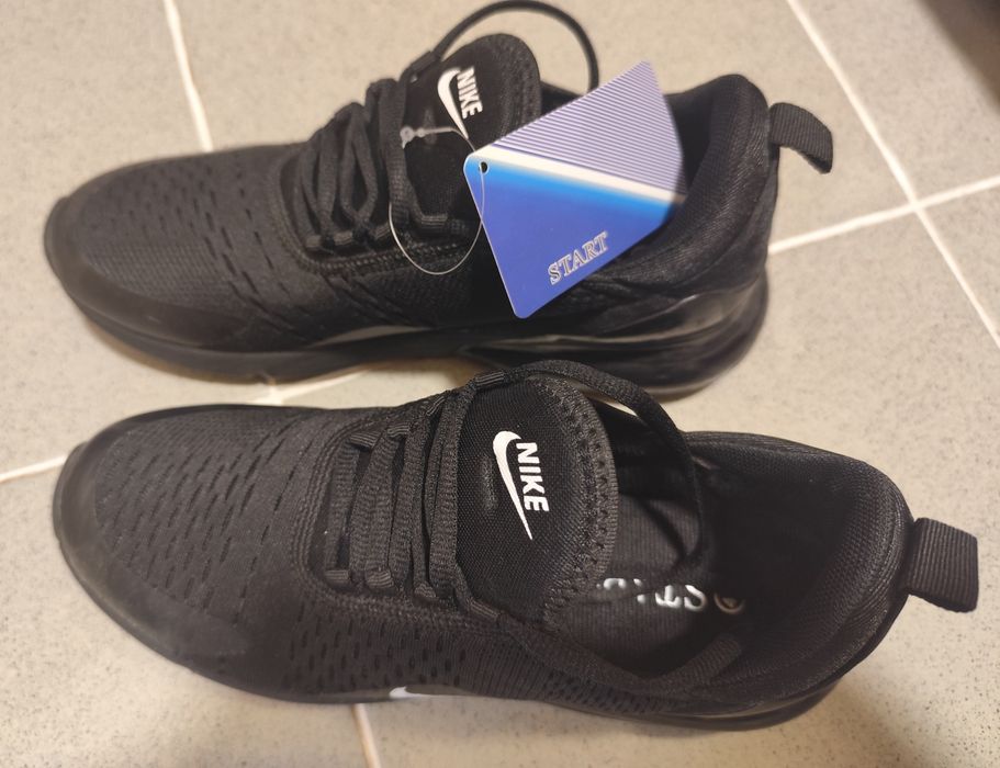 Adidași Nike măsură 40
