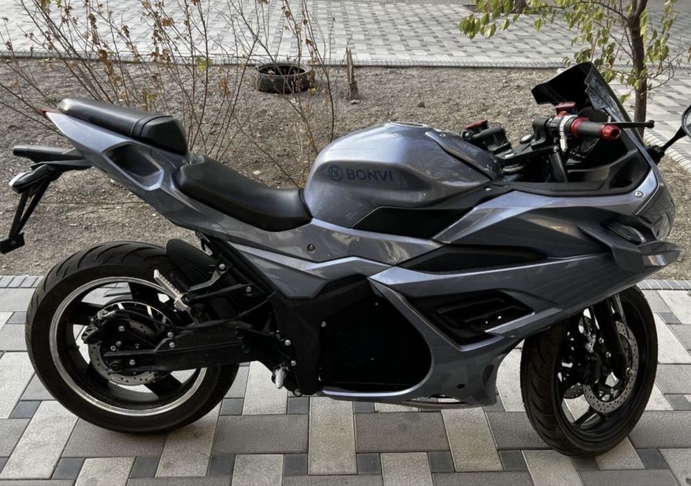 Продаю Электро байк почти новый