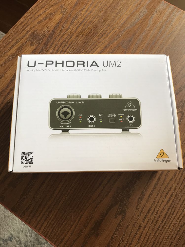 Behringer U-PHORIA UM2 нов