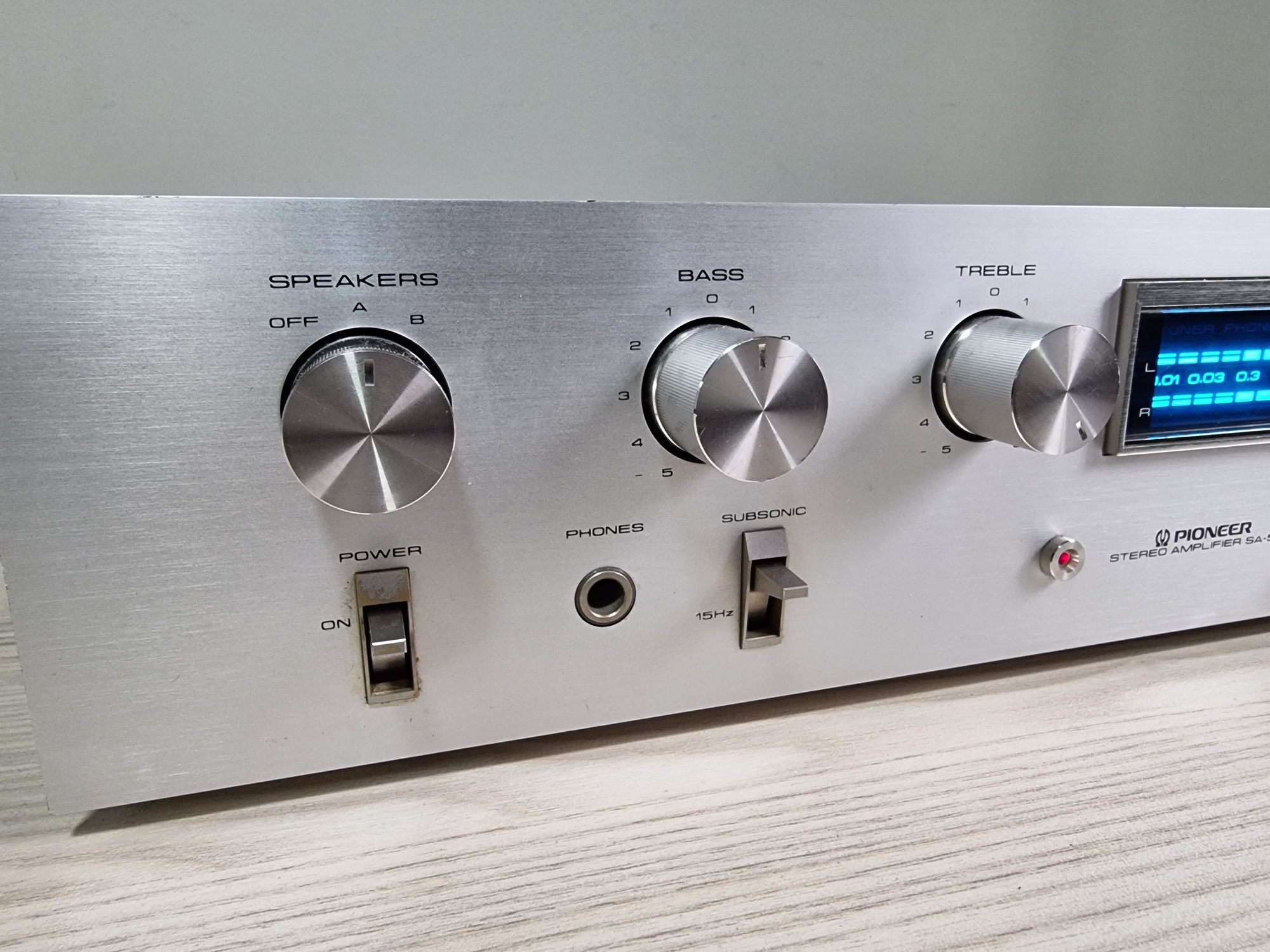 Pioneer SA-510 stereo amplifier