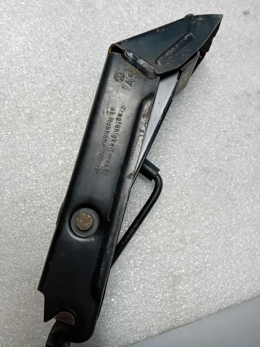 Части за Vw.Фарове,дръжки,капачка,крик за VW