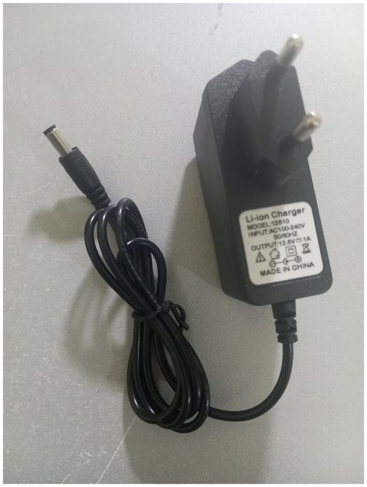 зарядка, блок питания на шуруповёрт 12,6v