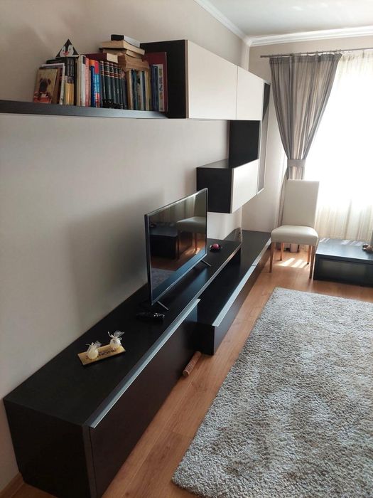 Vând apartament 3 camere