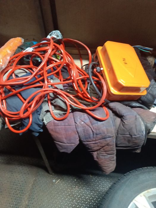 Elektrik ishlarini qilamiz