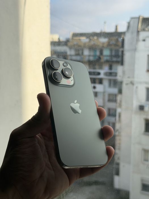 iPhone 16 Pro Natural Titanium 256GB