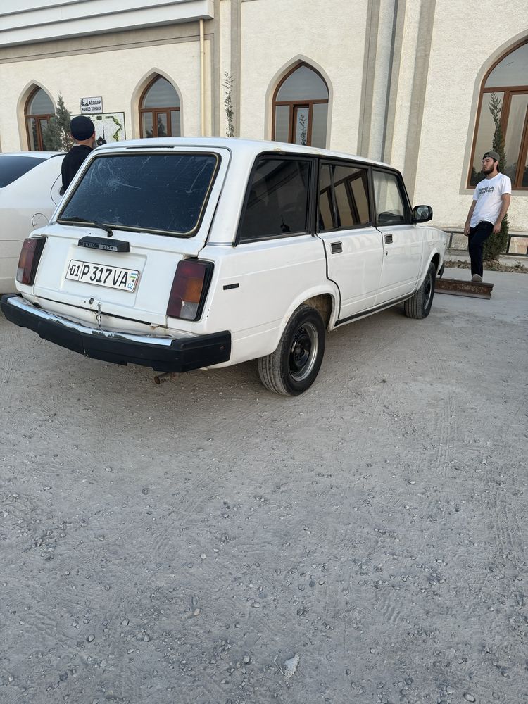 Vaz2104 xolati yaxshi narxi 2100