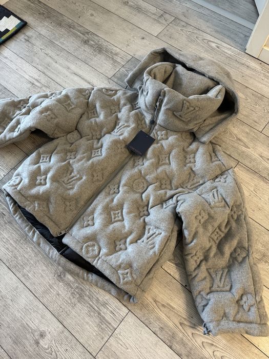 Geaca Louis Vuitton Premium cu umplutura de puf