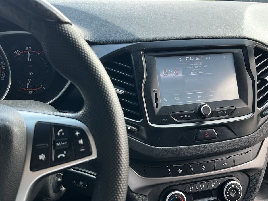 Lada vesta sw 1.8 full pozitsiya