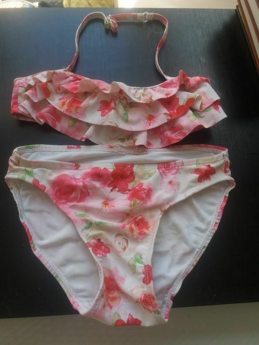 купальники 2 шт шорты 2 шт на 3-4 года есть желтый цвет голубой