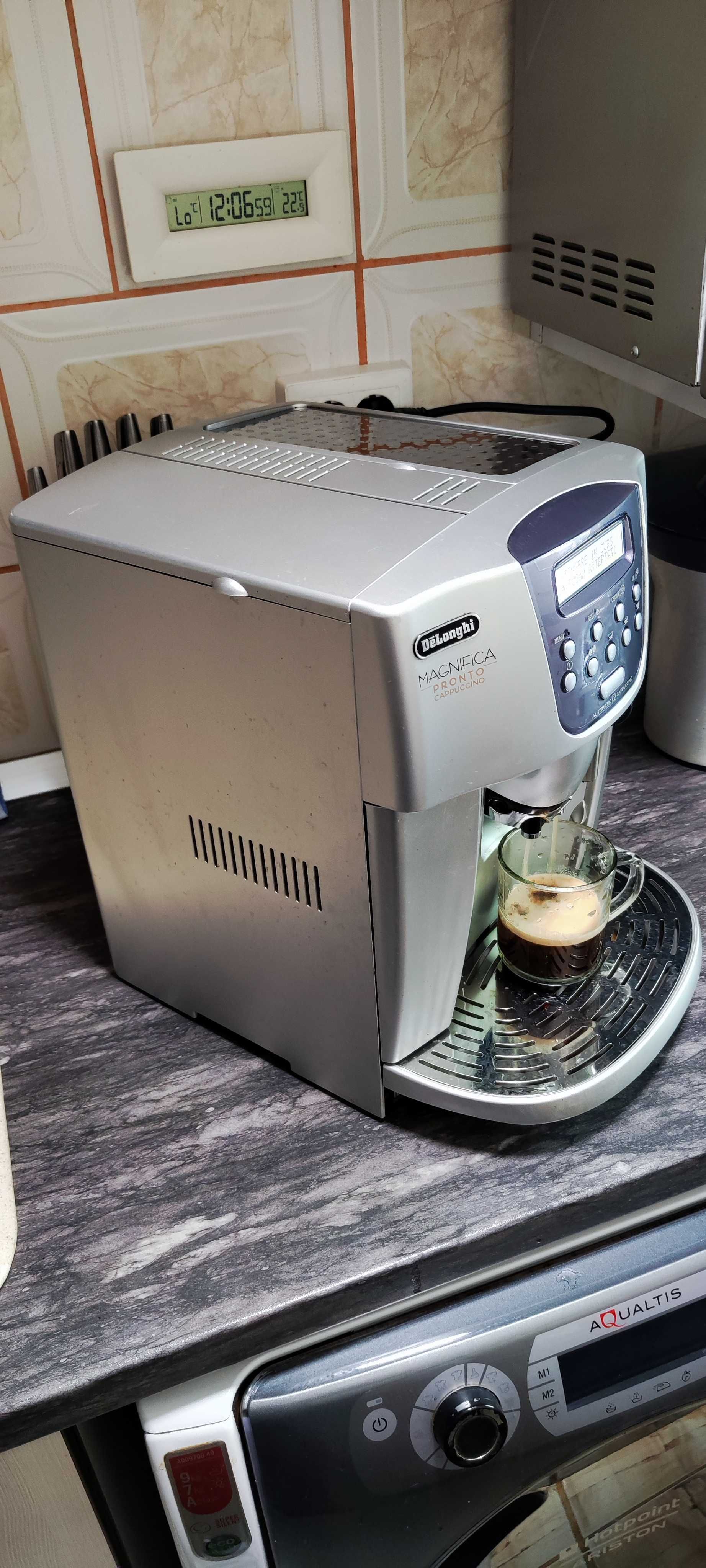 Espressor Automat De'Longhi ESAM4500 cu Cafea Boabe Espressor Delonghi