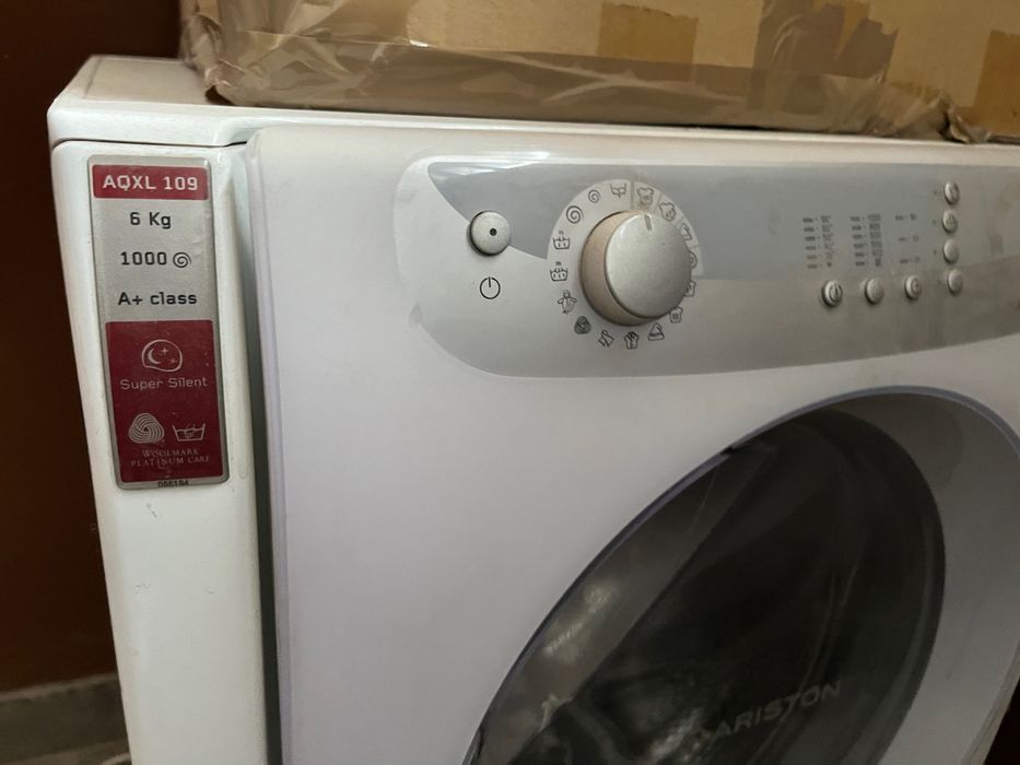 Пералня Ariston Aqualtis 6kg 1000