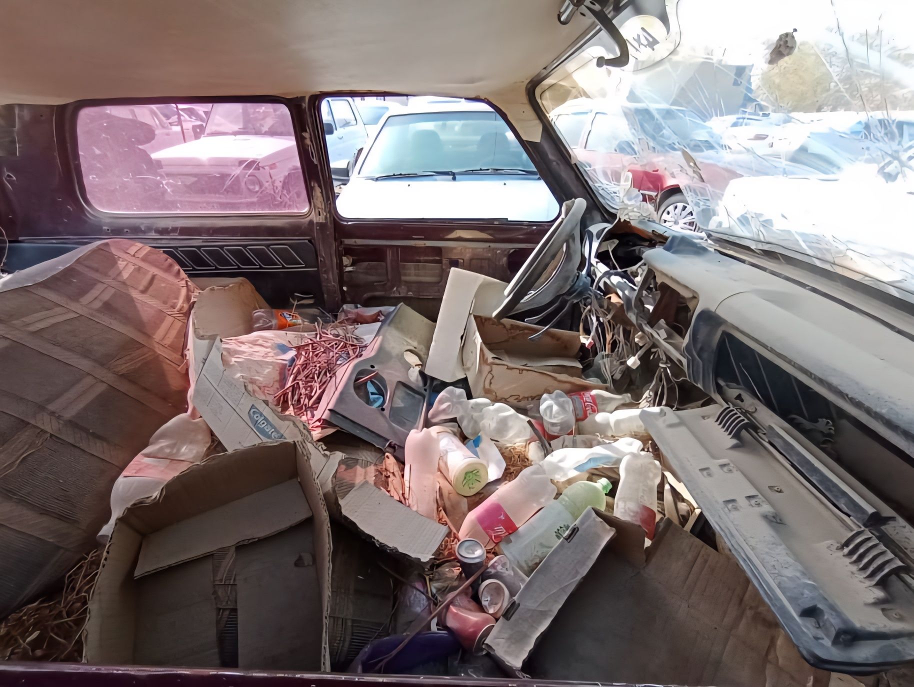 Автомобиль Lada 21214