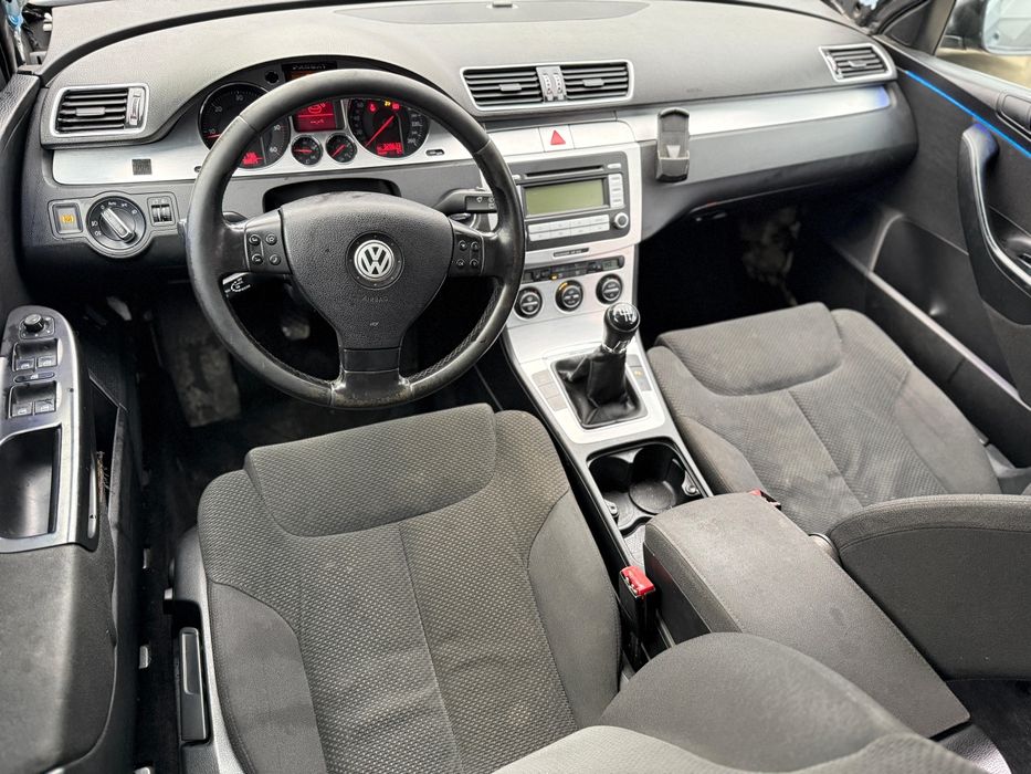 Volkswagen Passat 1.9 Diesel 2007 avariat,lovit,defecr