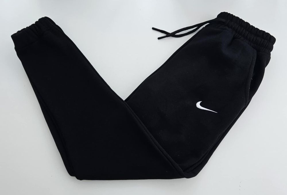Pantaloni de treining damă