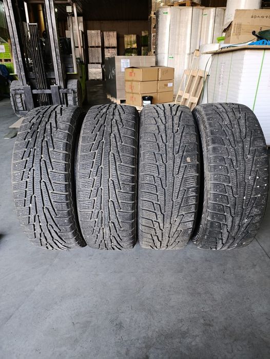 Пакрышки б/у в хорошем состоянии!!! Продаю срочно.