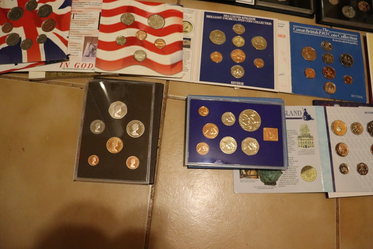 Colectie Monede Proof + Necirculate - 12 Seturi - Uk, Us, Hong Kong