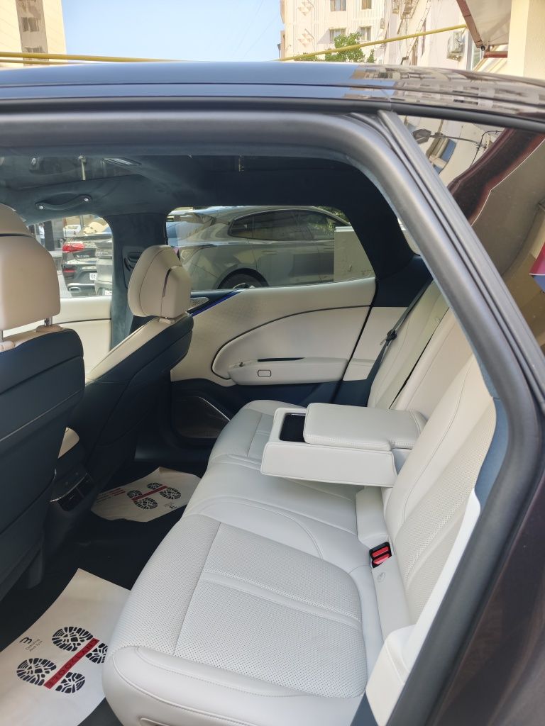 Zeekr 007  Smart (75 kWh) (full)