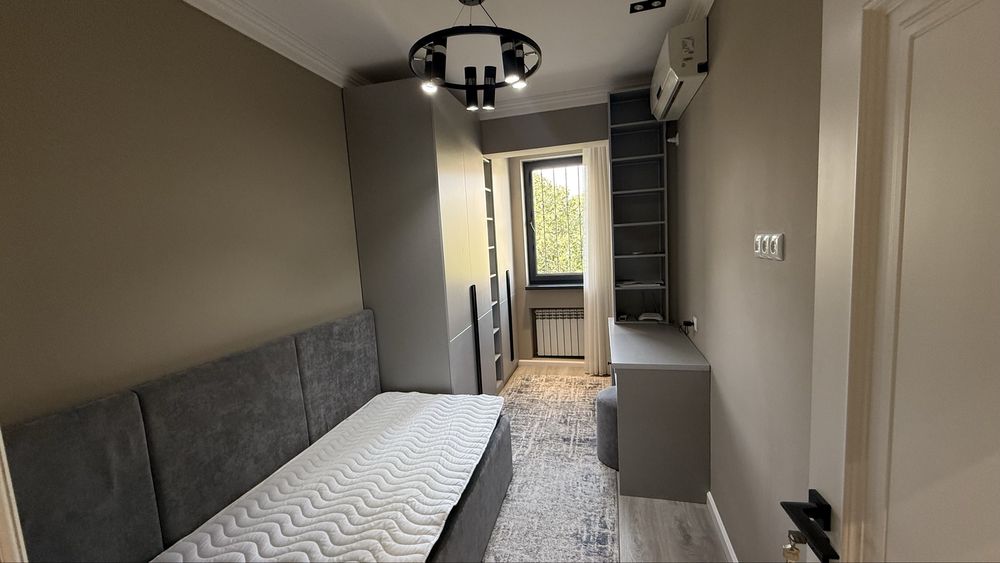 Продается 3 ком. Квартира на Алайском ц2