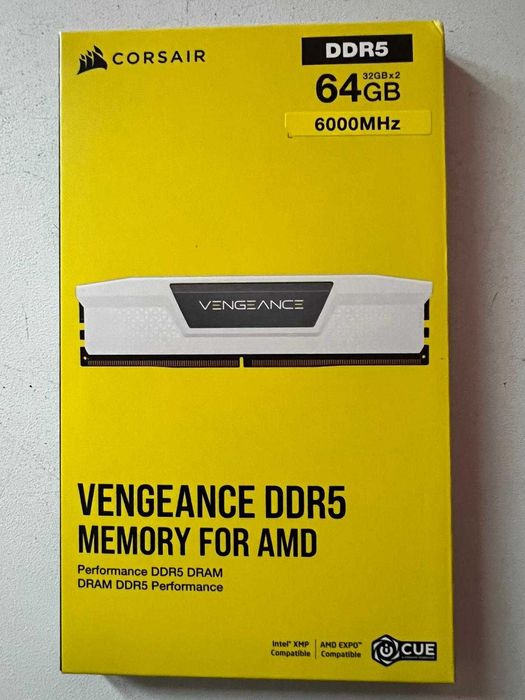 Memorie Corsair Vengeance White 64GB DDR5 6000MHz CL30 + Garanție
