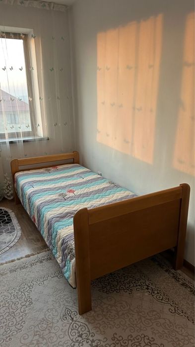 Продаю Кровать Состояние хорошая
