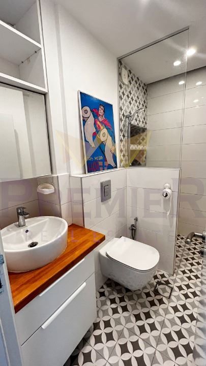 Продава се Тристаен апартамент в София, Света Троица - 65 кв.м за 2647 €/кв.м - Снимка #6