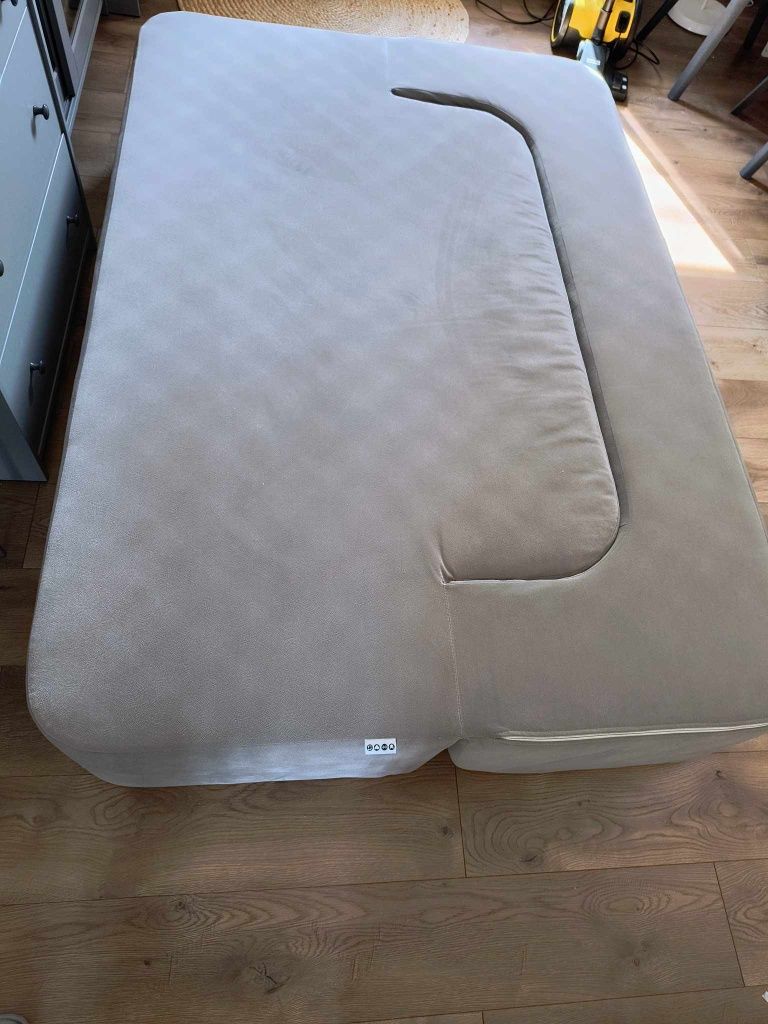 Canapea extensibila din spuma poliuretanica