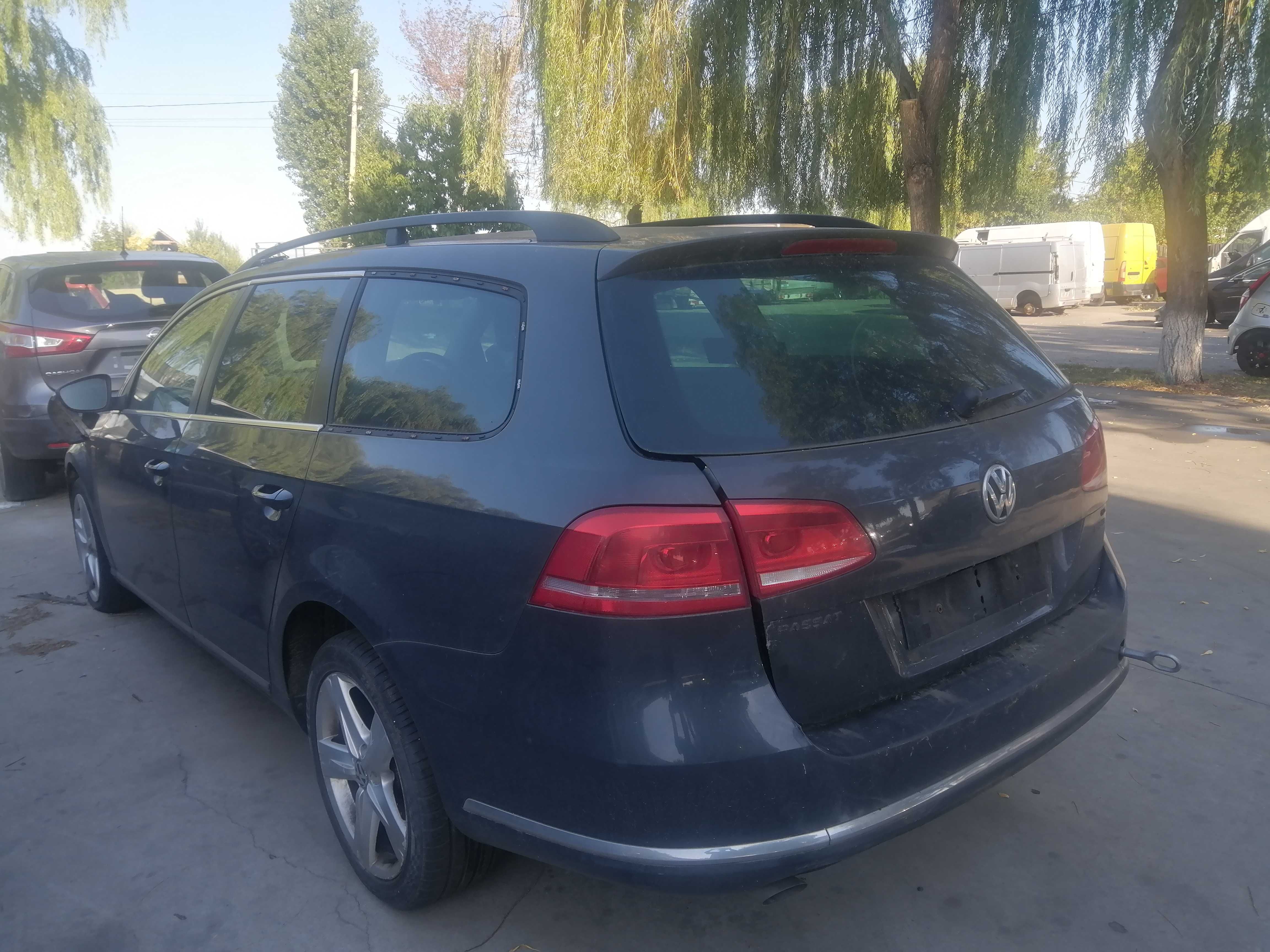 Dezmembram Passat B7 cod motor CAY