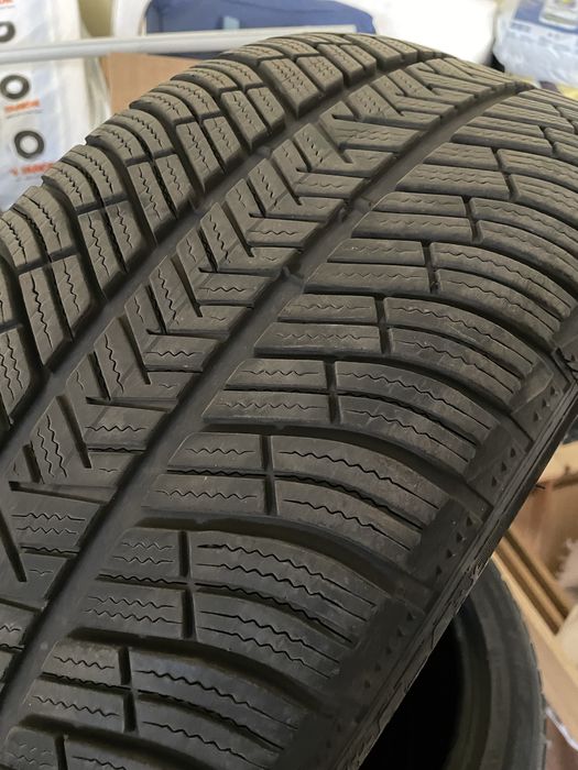 255/45R19 Michelin dot 2224 6.5мм