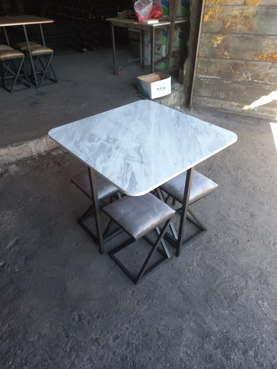 Taburetka stol stul loft