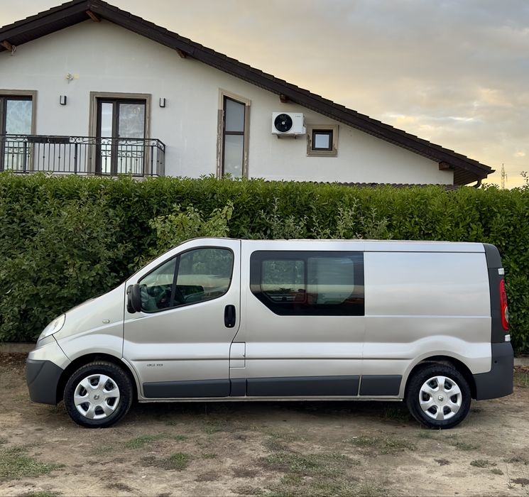 Renault Trafic Van Mixt Lung