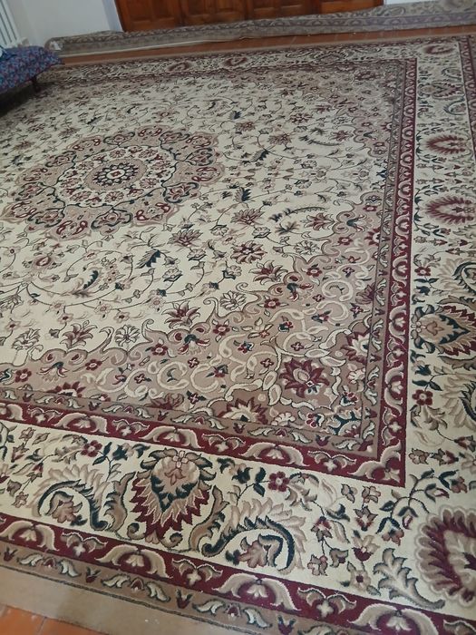 Продаётся ковёр 5×5