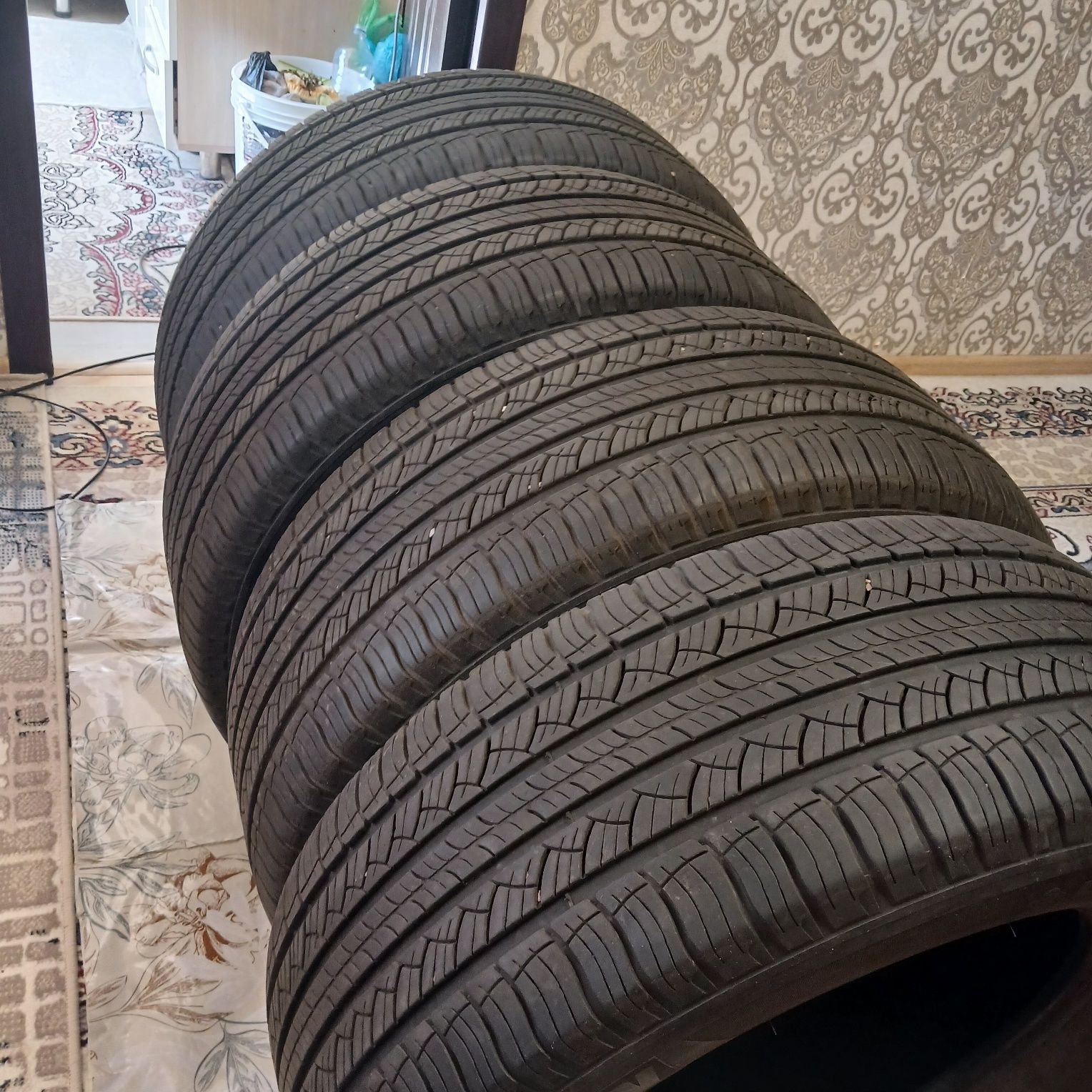 Michelin 285/60/18 в идеальном состоянии
