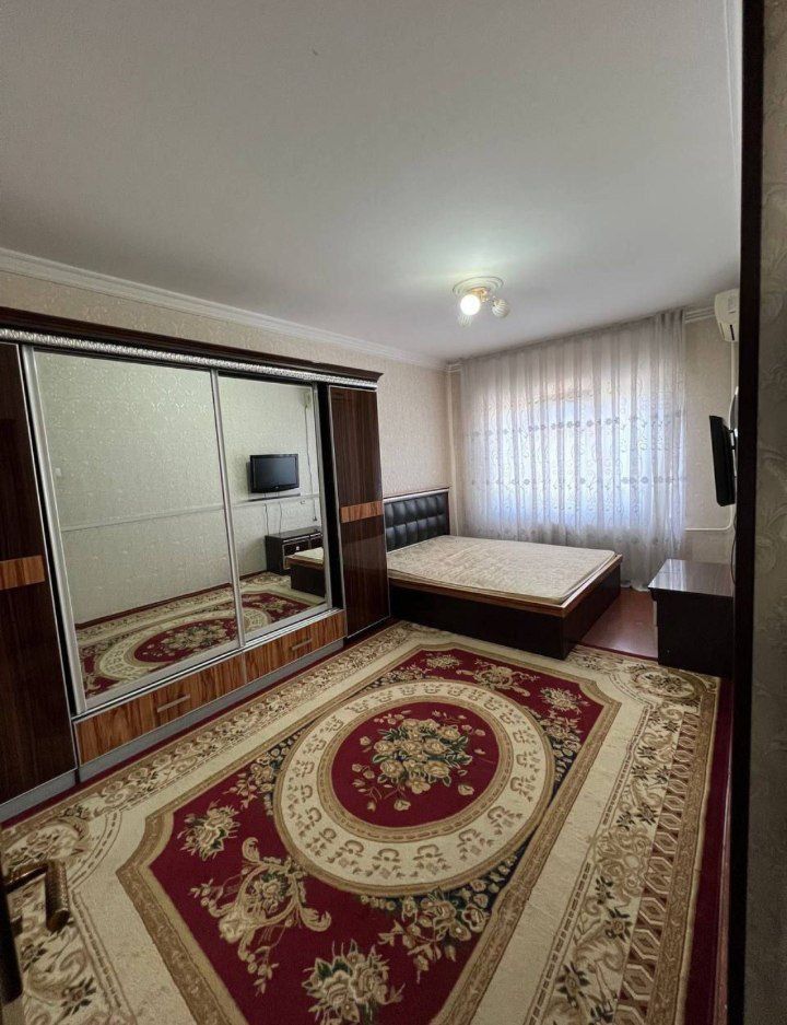 Чилонзор метро ёнида квартира ижарага берилади