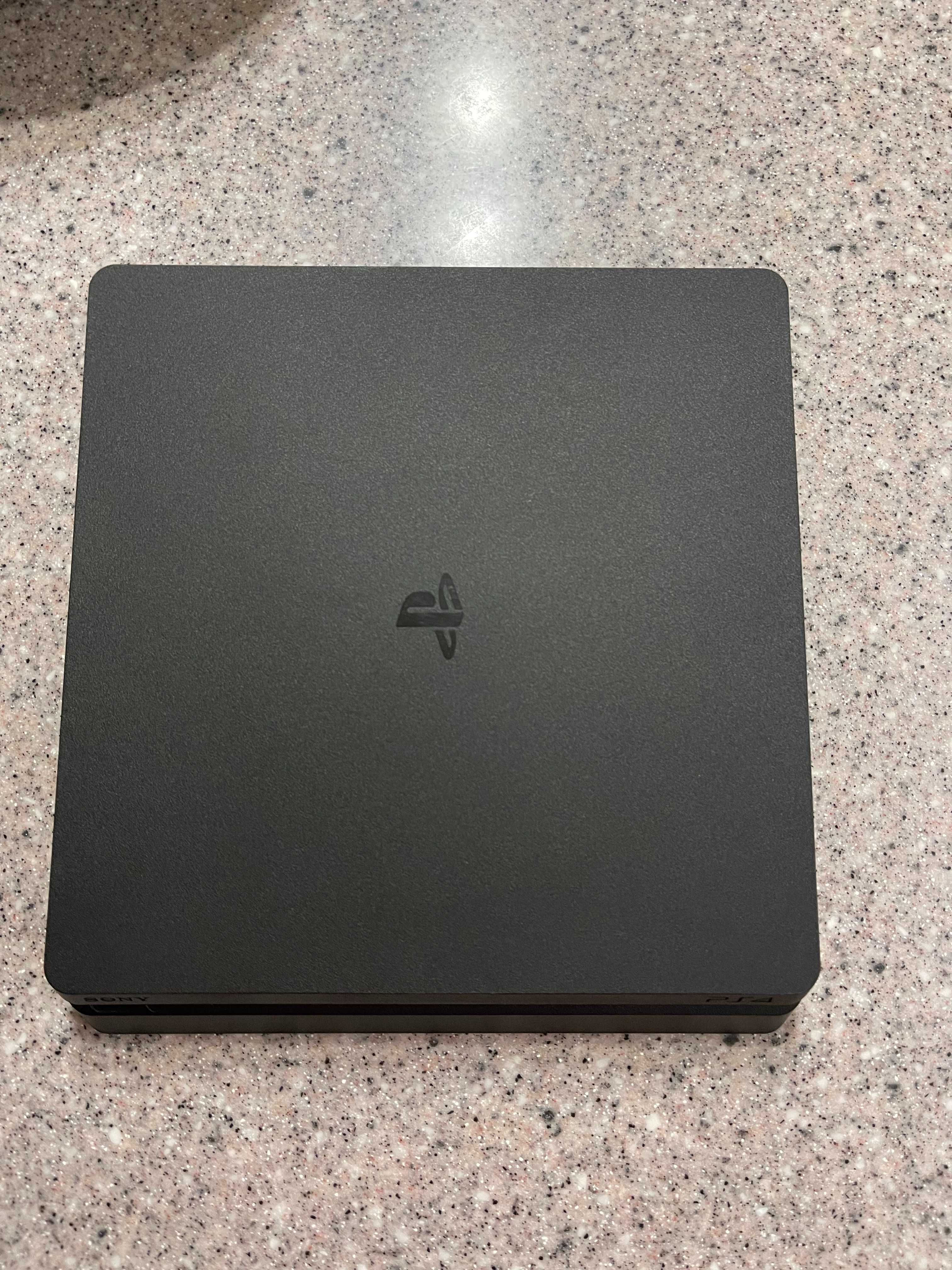 PlayStation 4 Slim