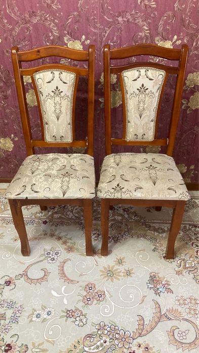 Срочно продам стулья