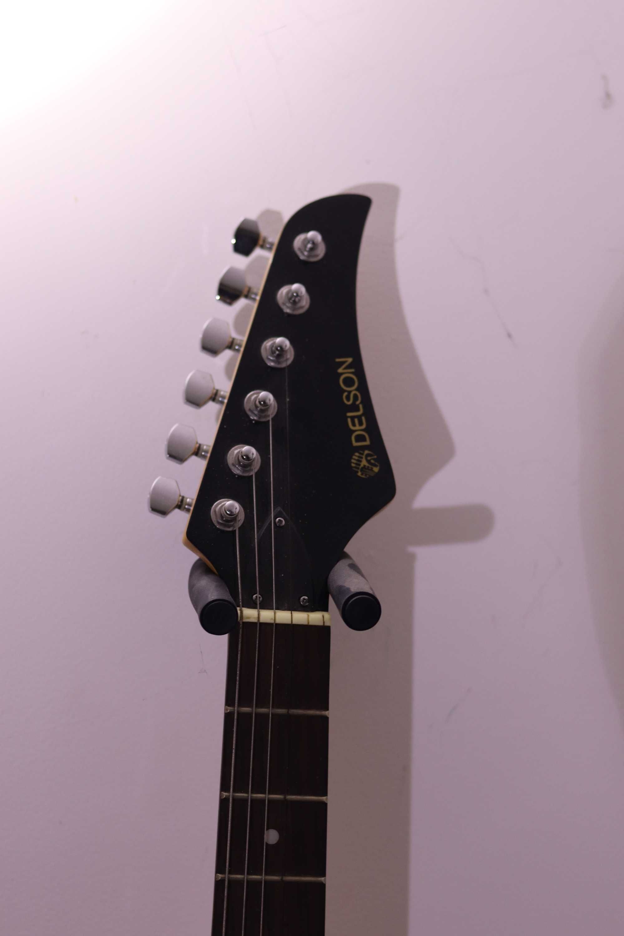Chitara electrica Delson black