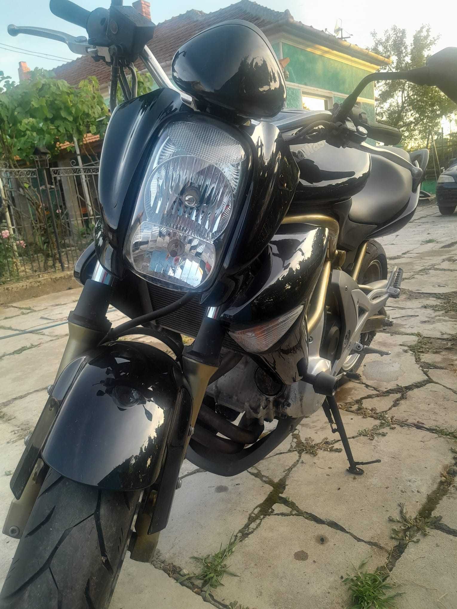 Vând Kawasaki ER6-N limitat legal A2