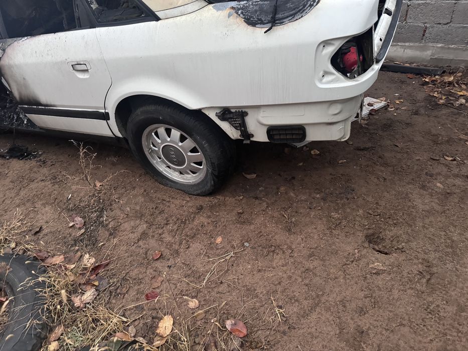 Ауди 100 с4 на разбор