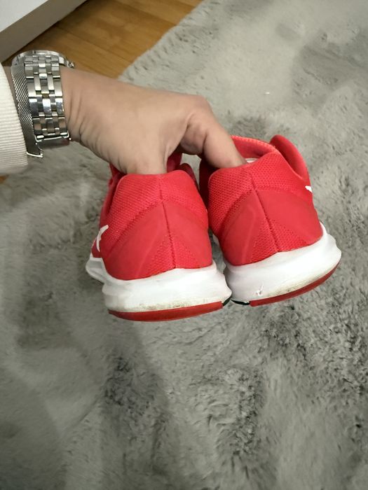 Adidasi Nike Running