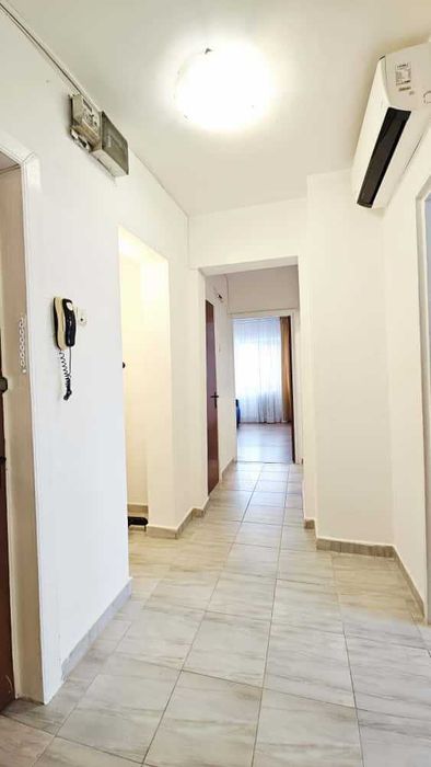 Titulescu, Victoriei, apartament 3 camere decomandat