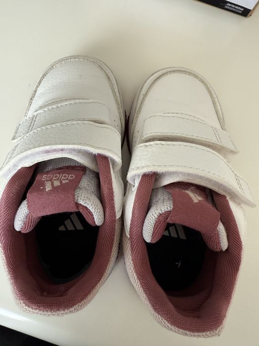 Адидас детски маратонки