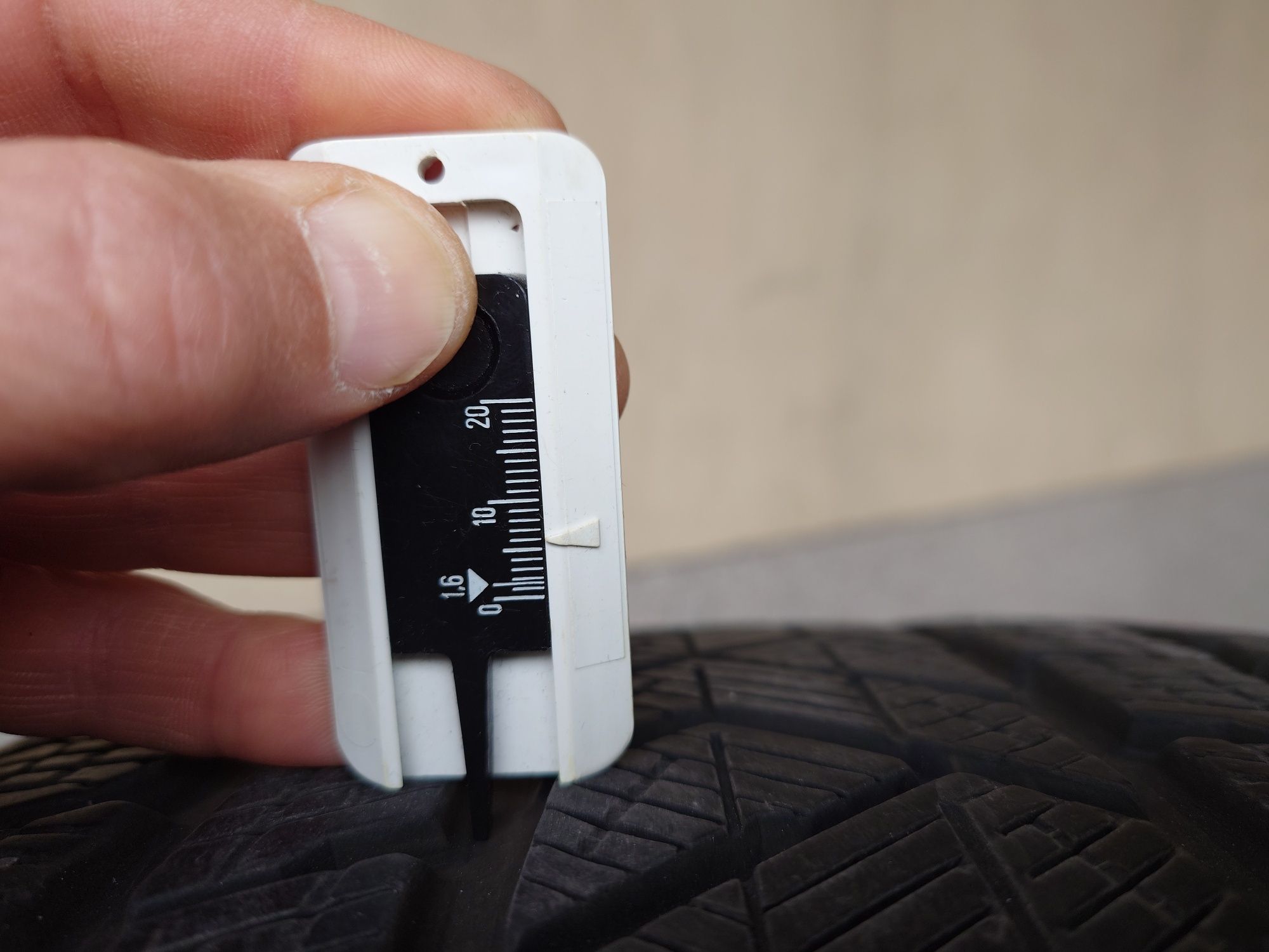 Гуми Pirelli Scorpion Winter 285/40 R21