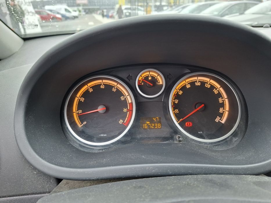 Opel corsa d. 1.2 benzina. 2009. 162400km .